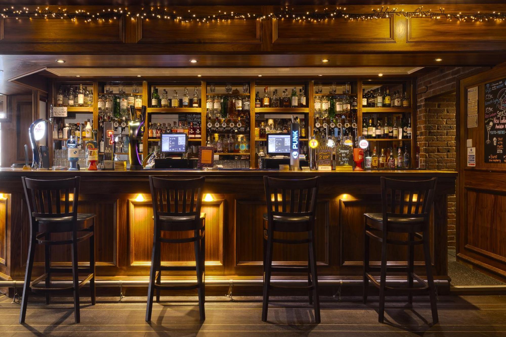 New Inn Hotel Ellon Exterior photo