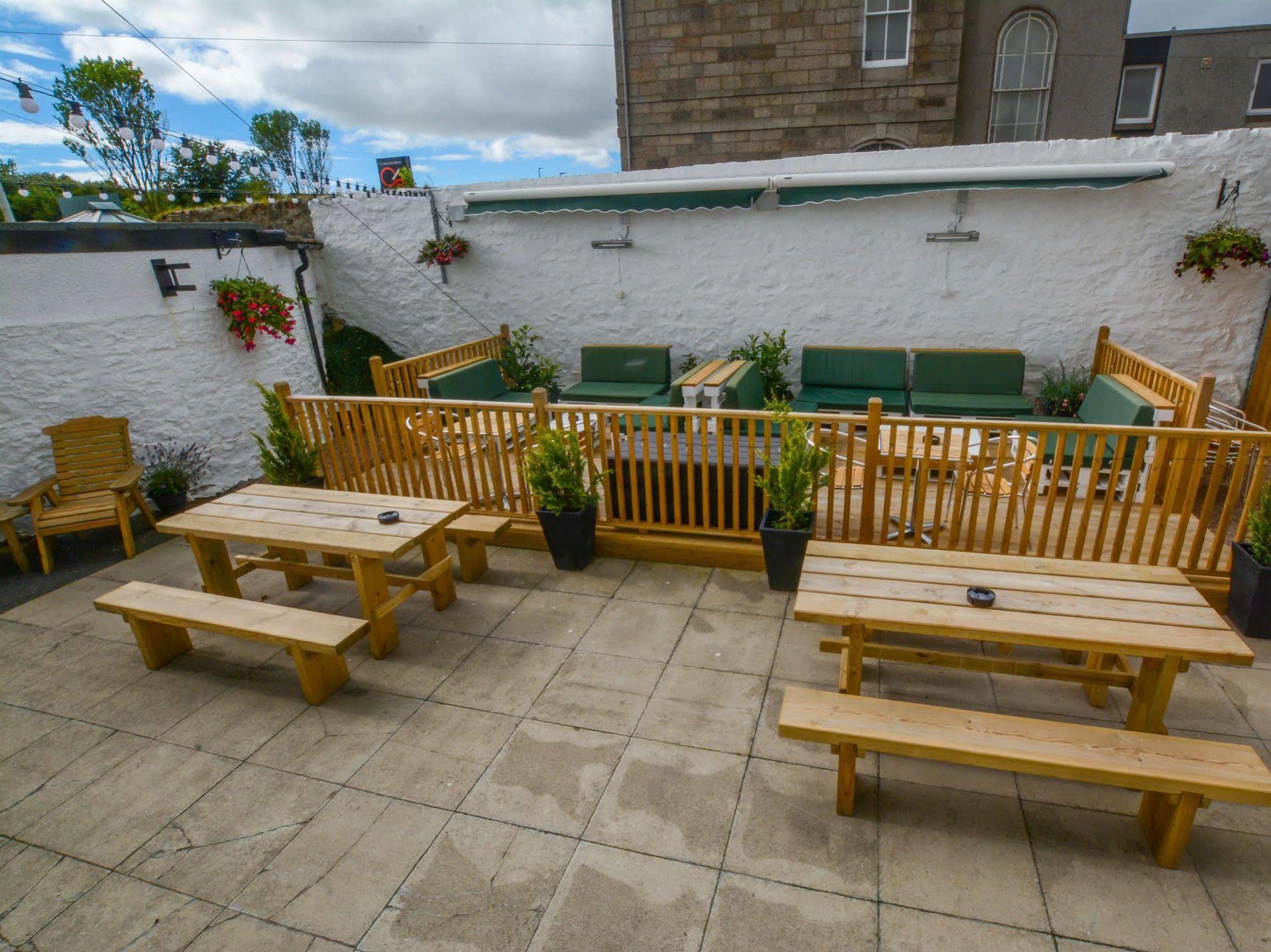 New Inn Hotel Ellon Exterior photo