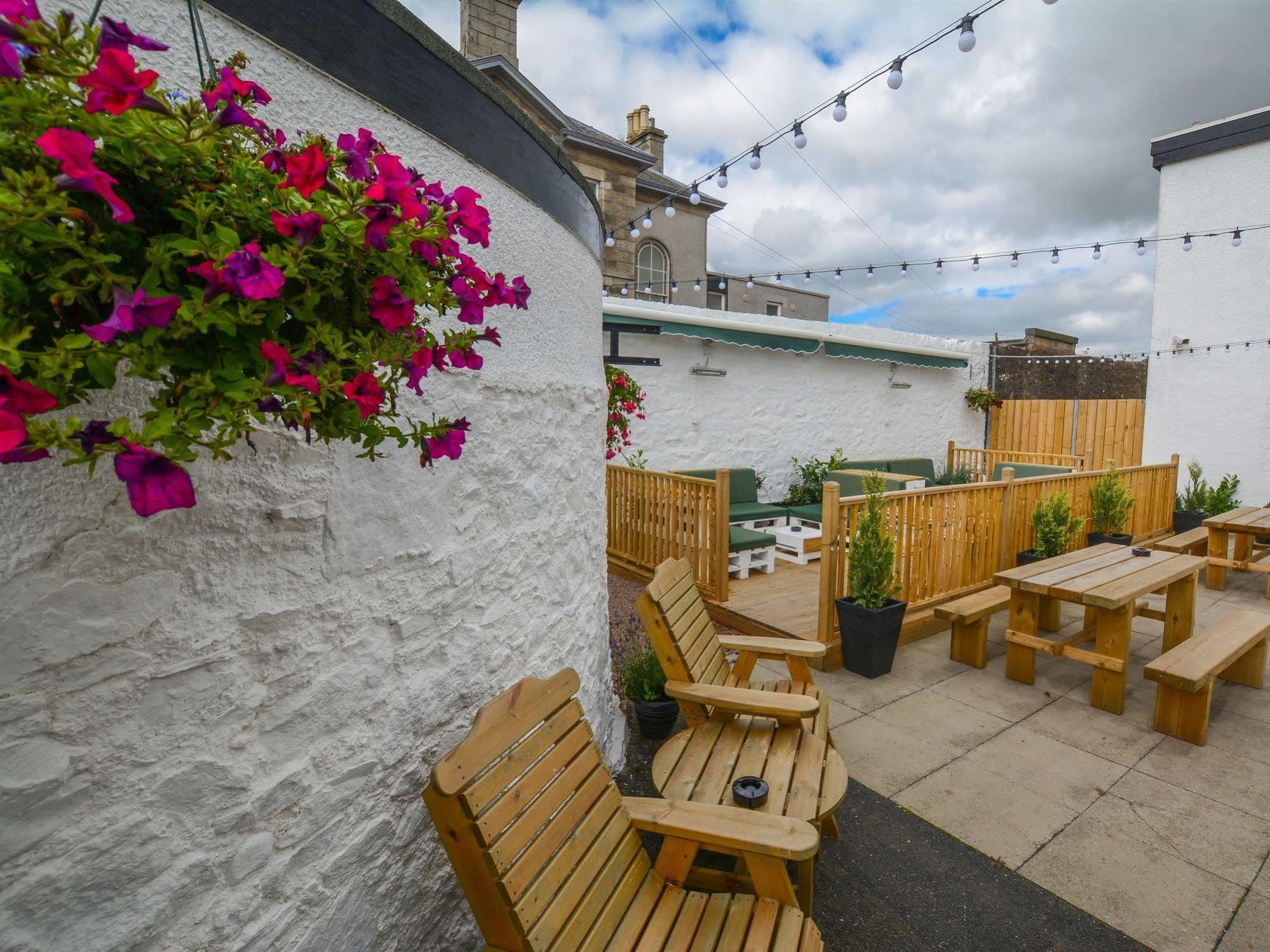 New Inn Hotel Ellon Exterior photo